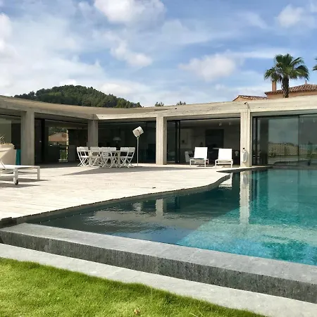 Contemporaine Villa *